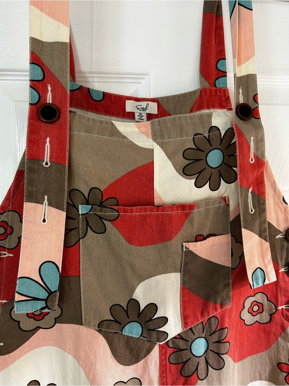 Easel Los Angeles Floral Retro Wide-Leg Jumpsuit Red and Pink Medium 100% Cotton - Picture 3 of 9